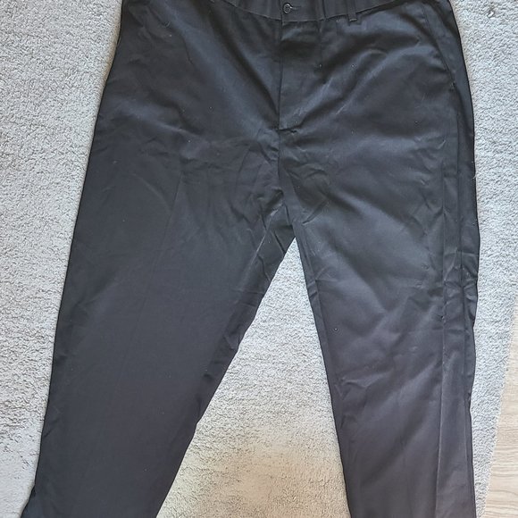 Men's Dress Pants Relaxed Fit - Picture 3 of 3